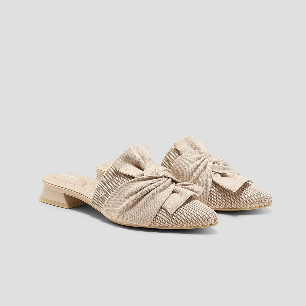 缩略图左侧  竖着 有箭头 自动播放